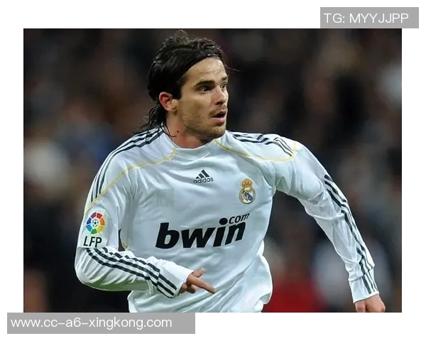 西媒报道贝蒂斯有意引进皇马年轻前锋贡萨洛皇马态度坚决不愿放人